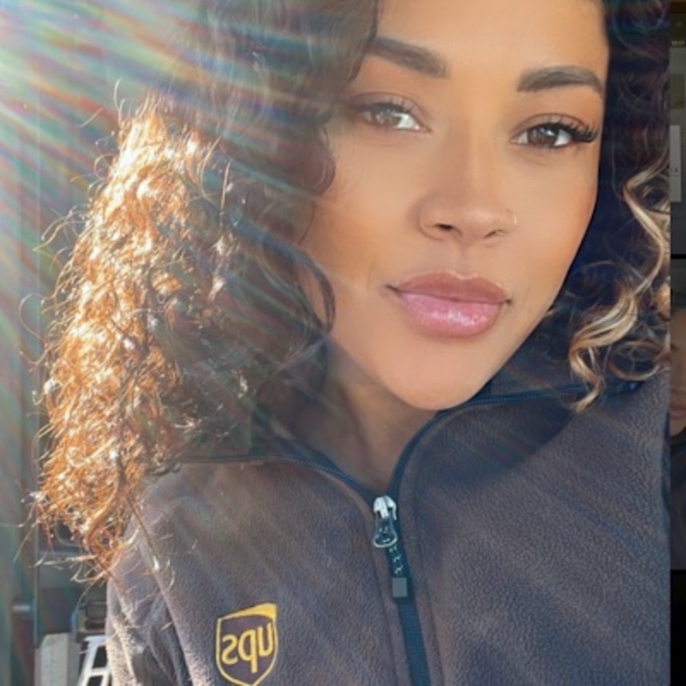 Meet your Posher, Aundrea